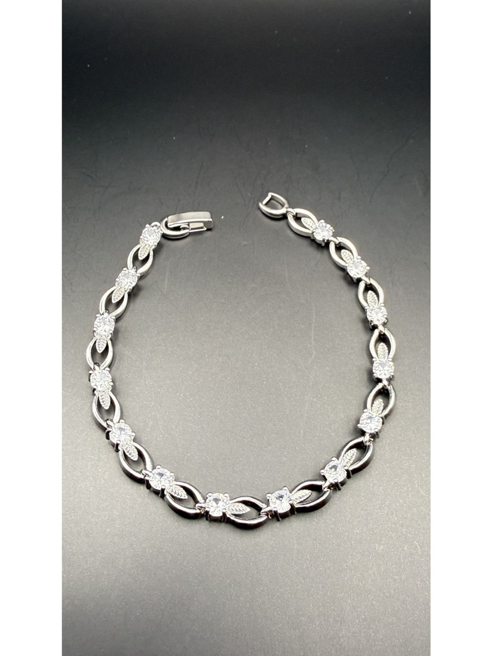 candy+clover clear crystal 14k white gold plated bracelet